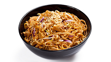 6. Pad thai ryžové rezance s kuracím mäsom